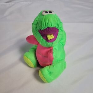 Fisher Price 1992 Dino-Roars Baby T-Rex Dinosaur Green Puffalump Nylon Dino 9"